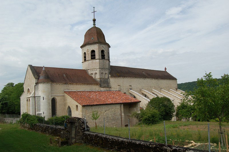 abbatiale-gigny-1