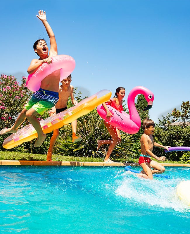 camping-avec-piscine-ain