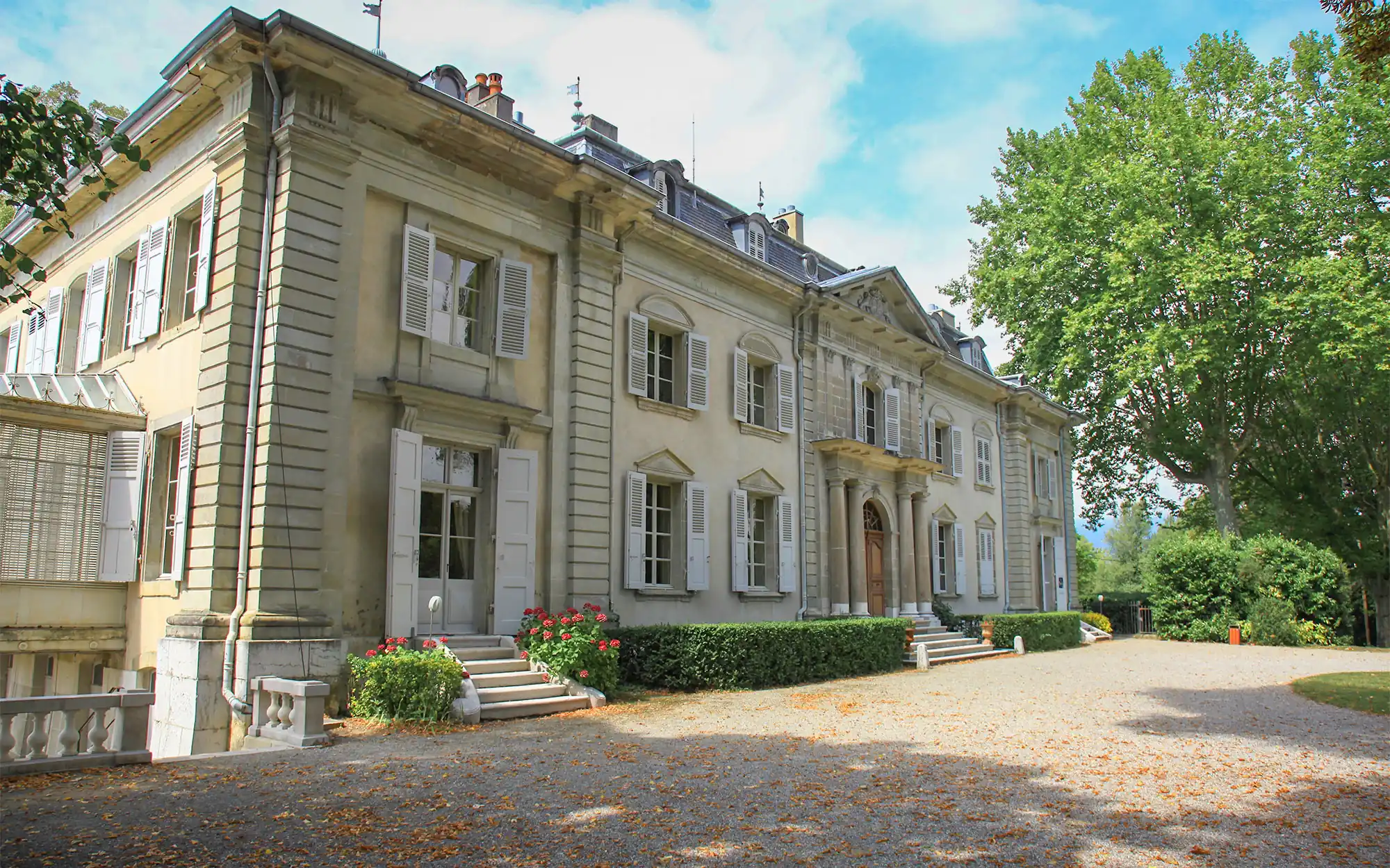 chateau-de-voltaire-ain