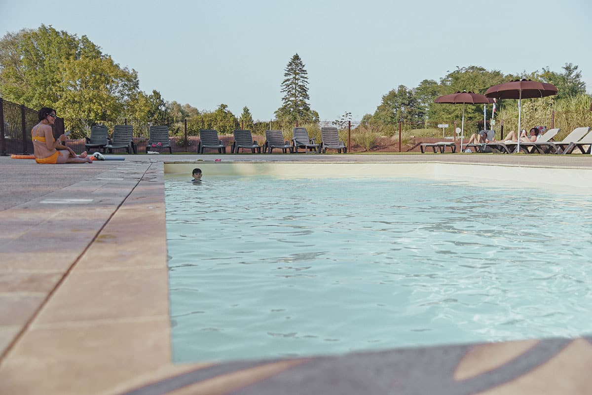 detente-piscine-jura
