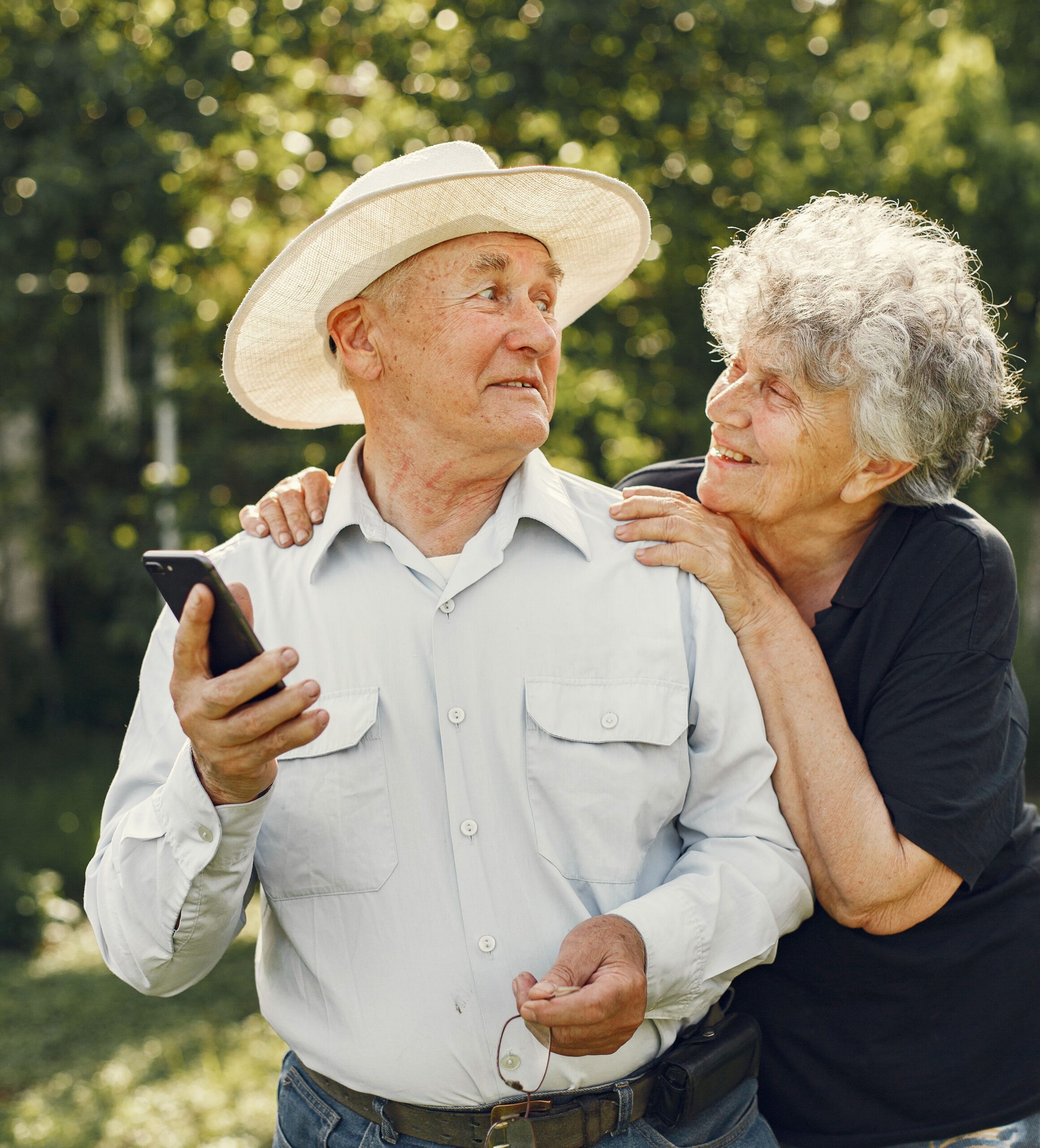 couple senior nature